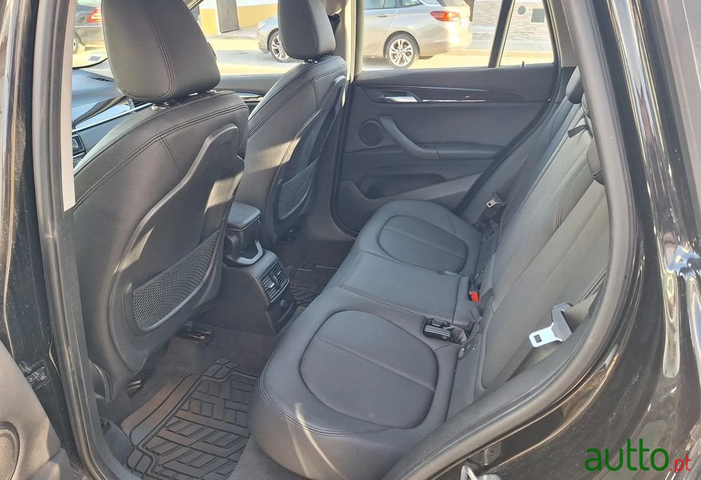 2016' BMW Série X 18 D Sdrive Xline photo #6