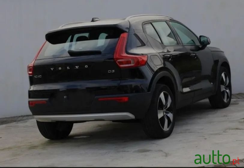 2019' Volvo Xc-40 photo #2