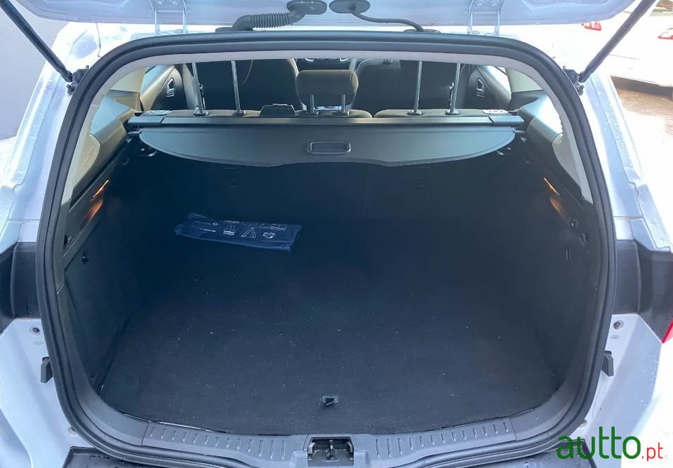 2017' Ford Focus Sw photo #5