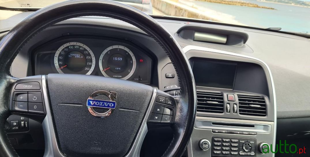 2010' Volvo Xc-60 photo #1