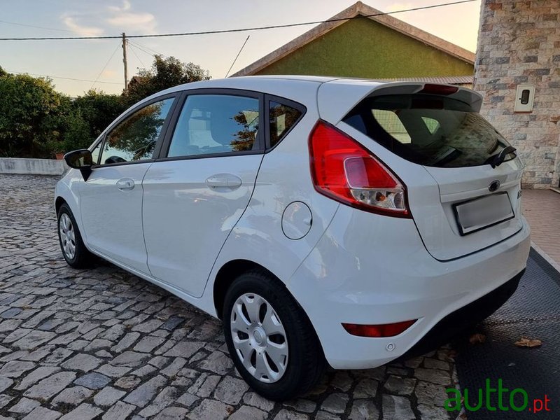 2017' Ford Fiesta 1.5 Tdci Titanium photo #6