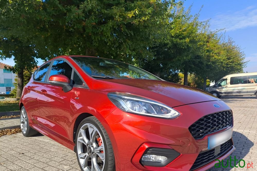 2018' Ford Fiesta photo #2