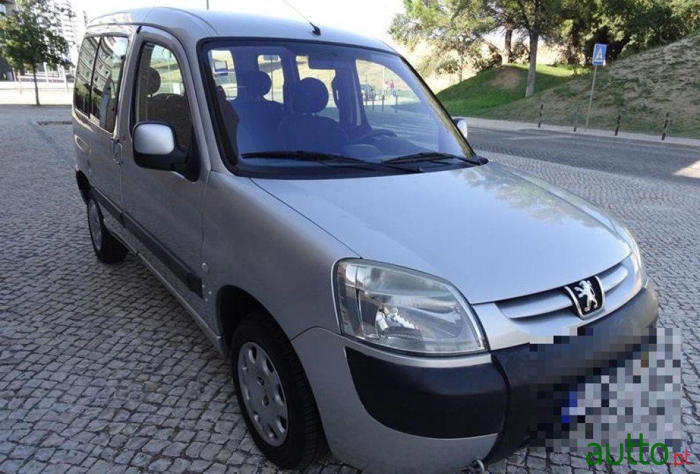 2003' Peugeot Partner 1.9 D Xt photo #1