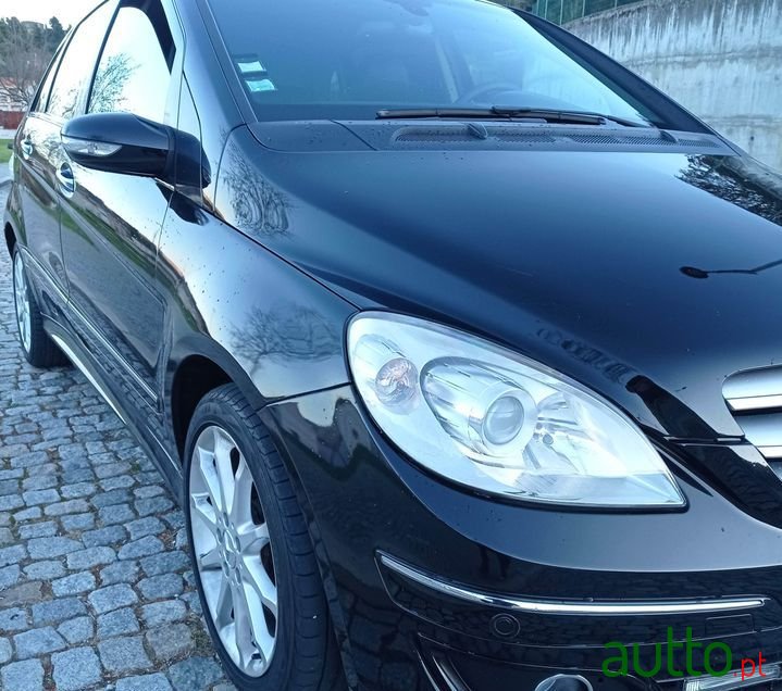 2007' Mercedes-Benz B-200 photo #3