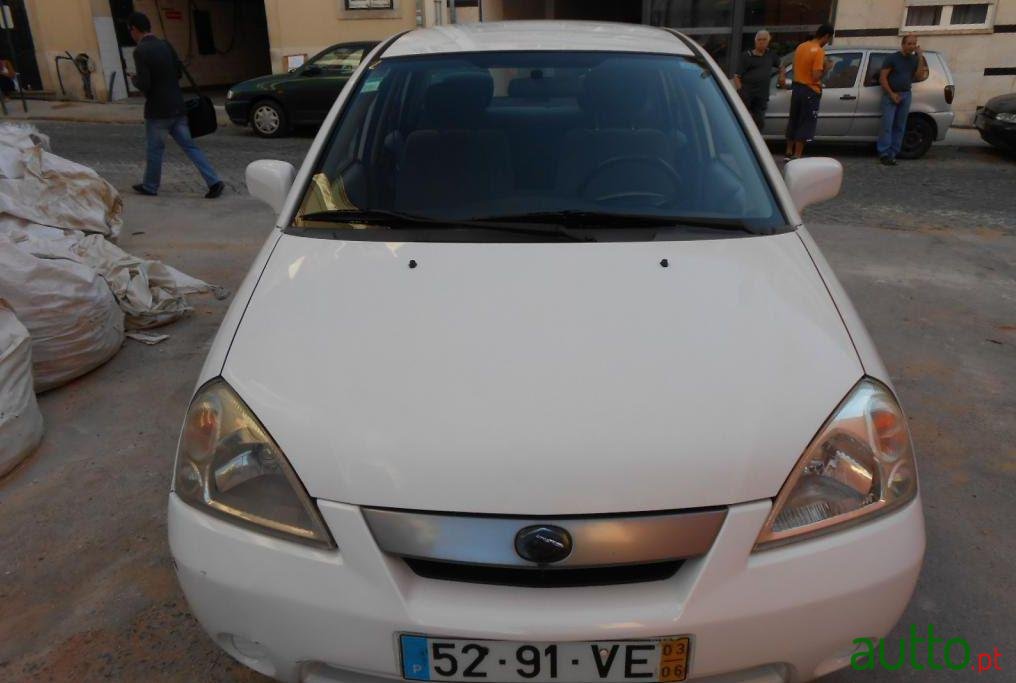 2003' Suzuki Liana 1.3 GL Exclusive photo #1