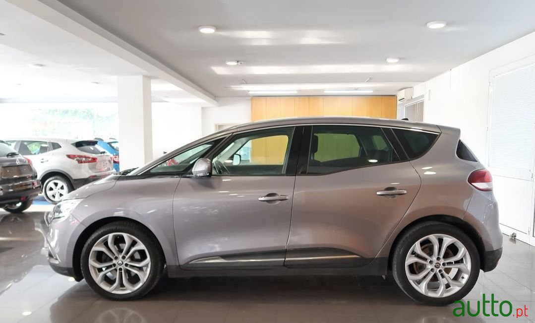 2017' Renault Scenic photo #4