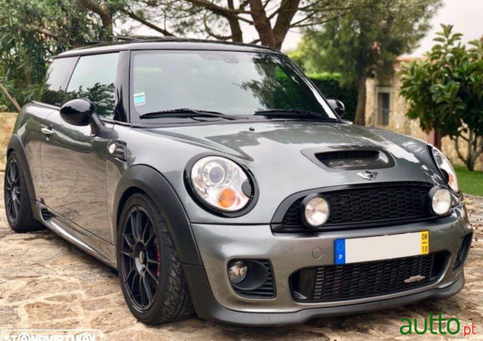 2008' MINI John Cooper Works photo #1
