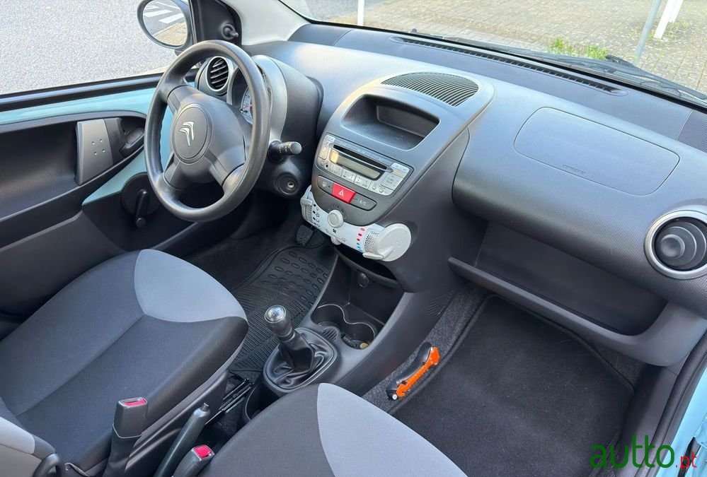 2013' Citroen C1 1.0 Style photo #4