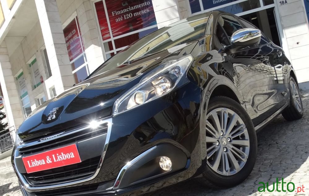 2016' Peugeot 208 photo #1