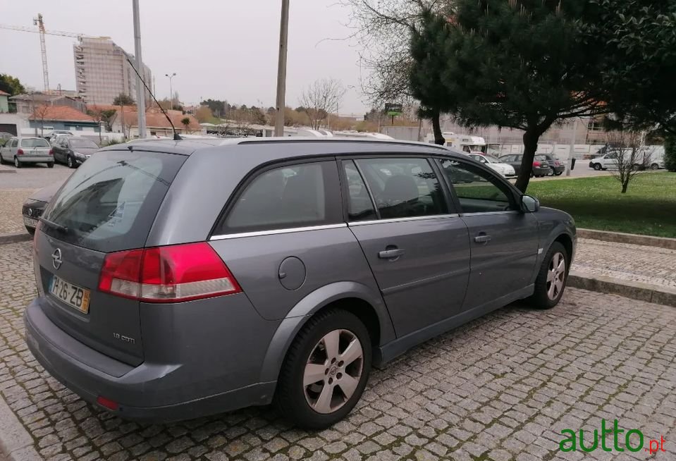 2004' Opel Vectra Caravan photo #4