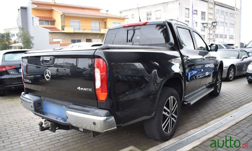 2017' Mercedes-Benz X 250 photo #6