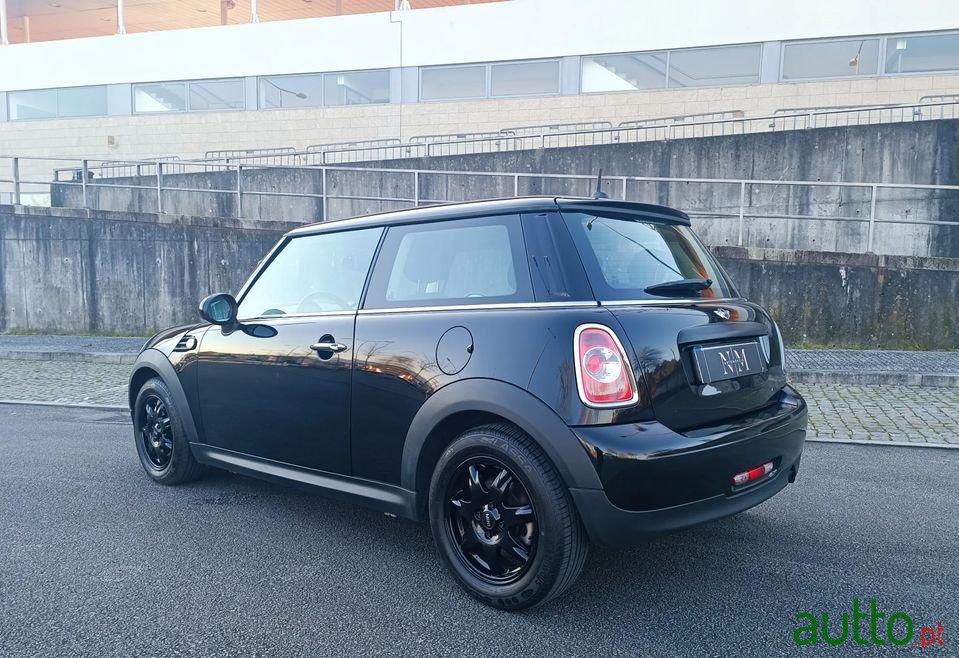 2011' MINI One photo #5