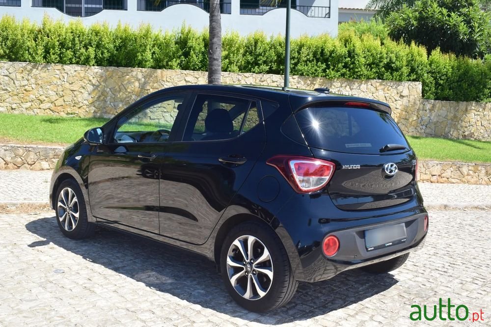 2019' Hyundai i10 photo #5