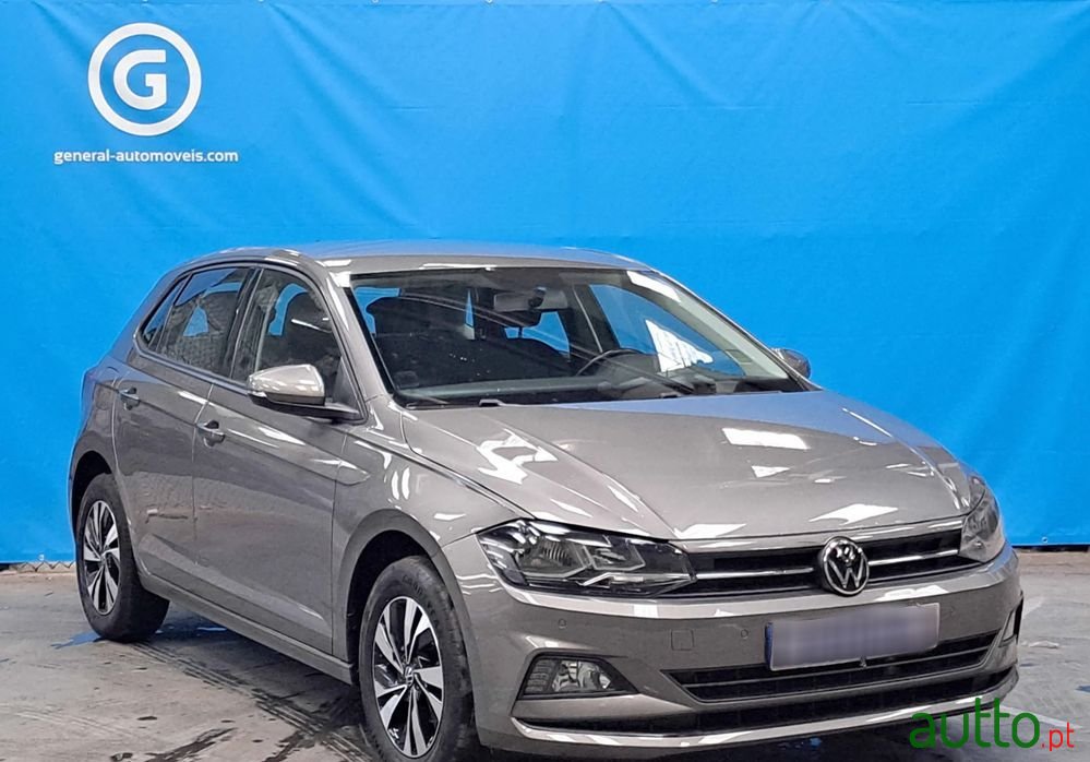 2021' Volkswagen Polo 1.0 Tsi Life photo #3