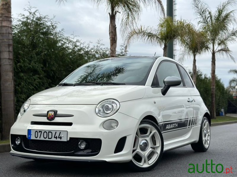 2008' Fiat 500 Abarth photo #1