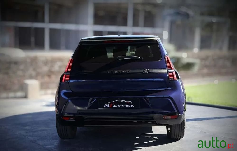 2024' Renault 5 E-Tech photo #4