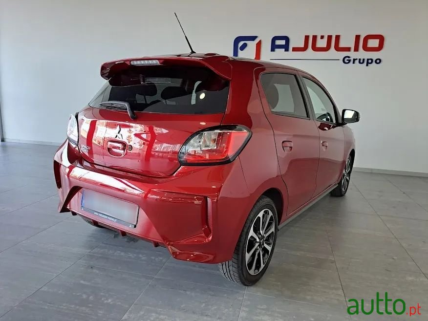 2022' Mitsubishi Space Star photo #4