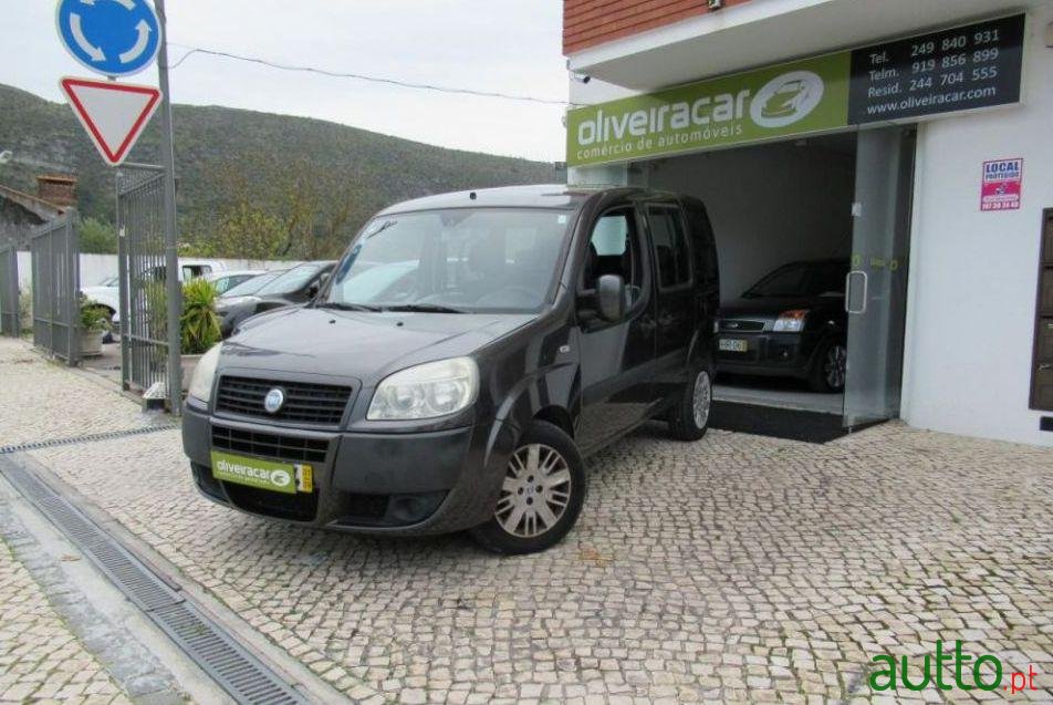 2007' Fiat Doblo Panorama photo #2