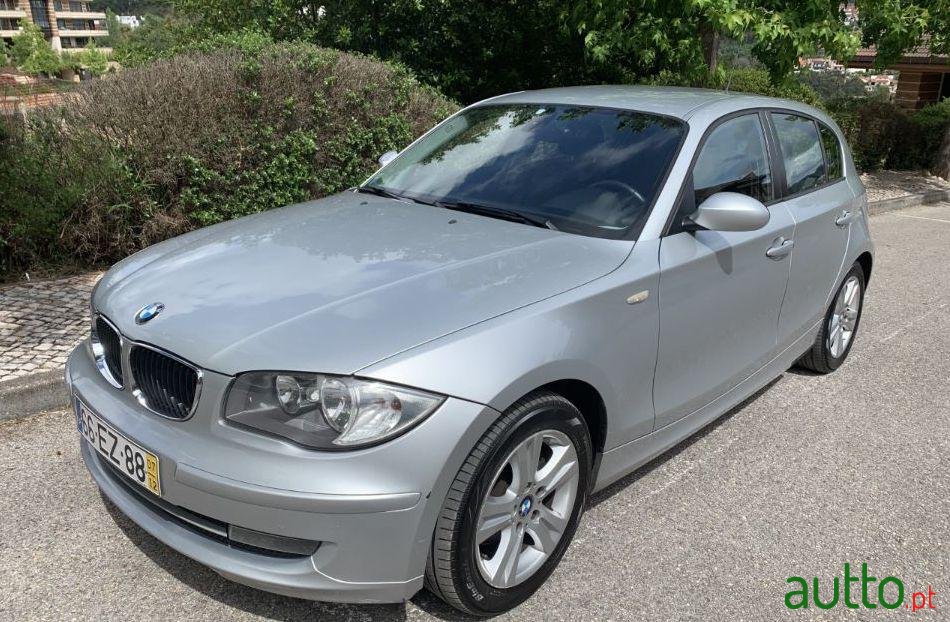 2007' BMW 120 177Cv photo #2