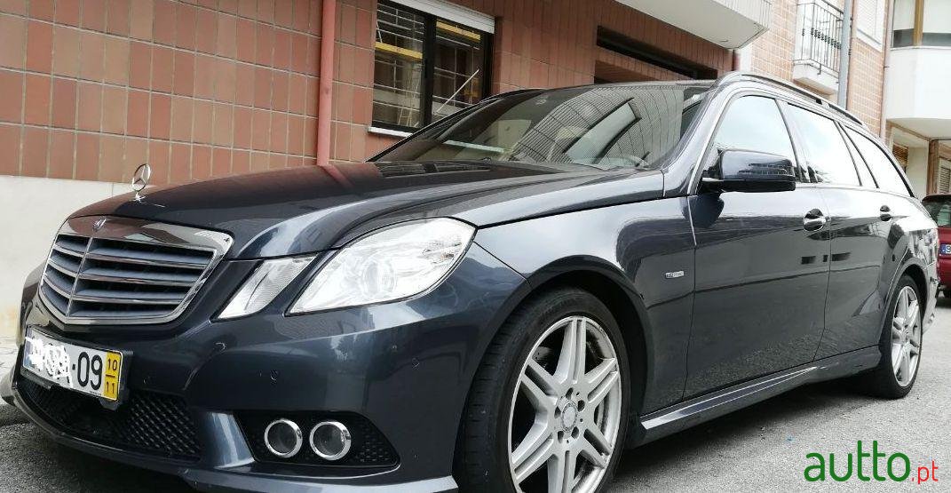 2010' Mercedes-Benz E-250 Cdi photo #3