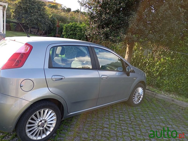 2008' Fiat Grande Punto photo #4