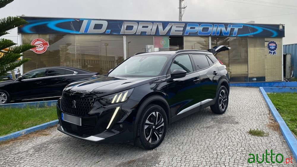 2021' Peugeot 2008 1.2 Puretech Gt photo #1