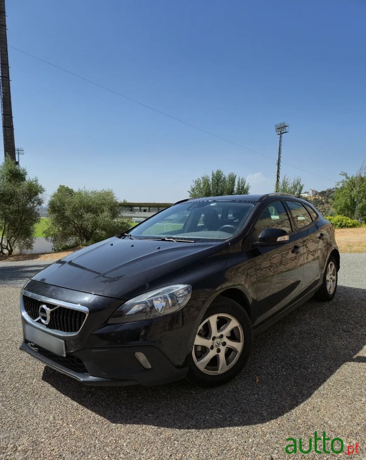 2017' Volvo V40 photo #1