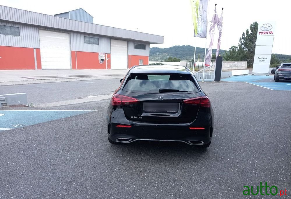 2023' Mercedes-Benz A 180 photo #3