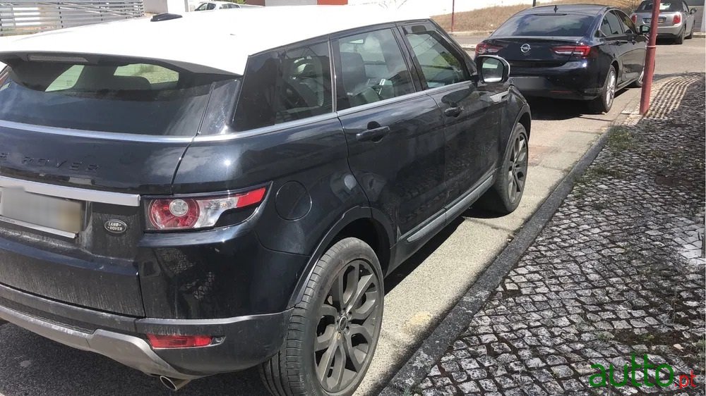 2011' Land Rover Range Rover Evoque photo #5