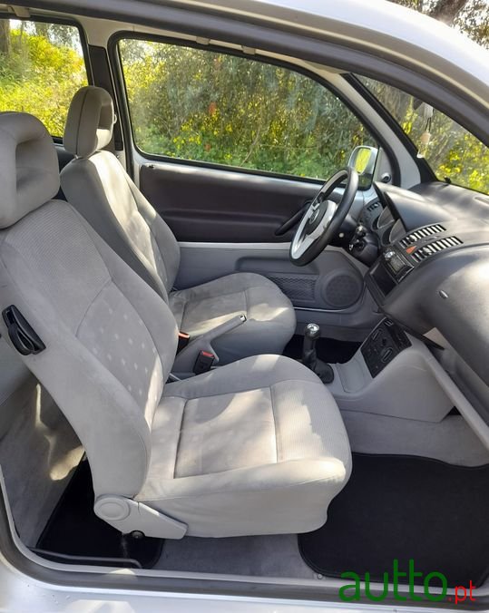 2000' Volkswagen Lupo photo #6