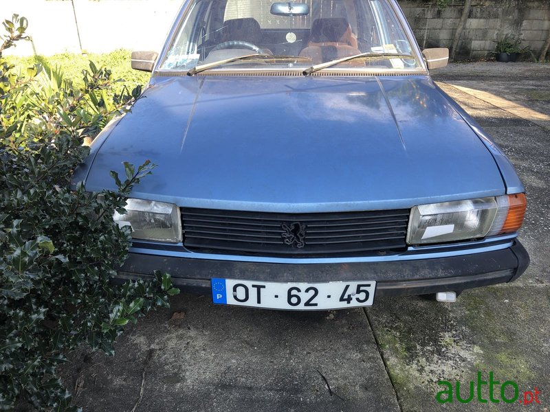 1977' Peugeot 305 Right Hand drive photo #2