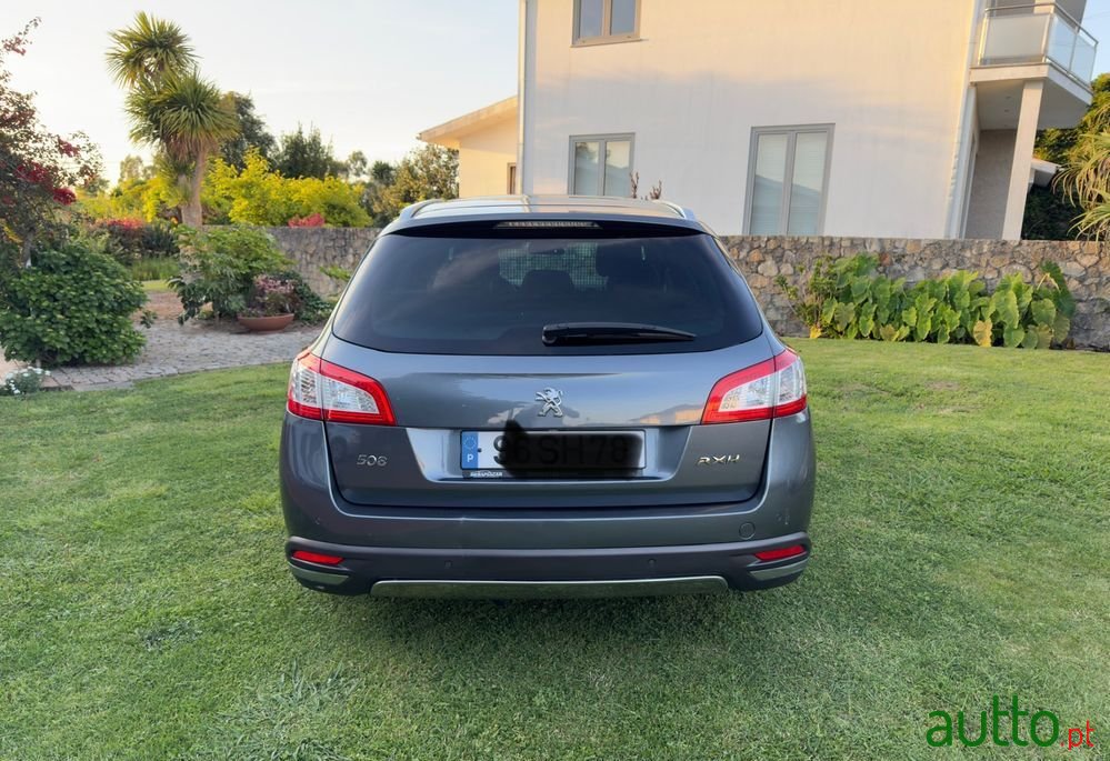 2013' Peugeot 508 RXH photo #3