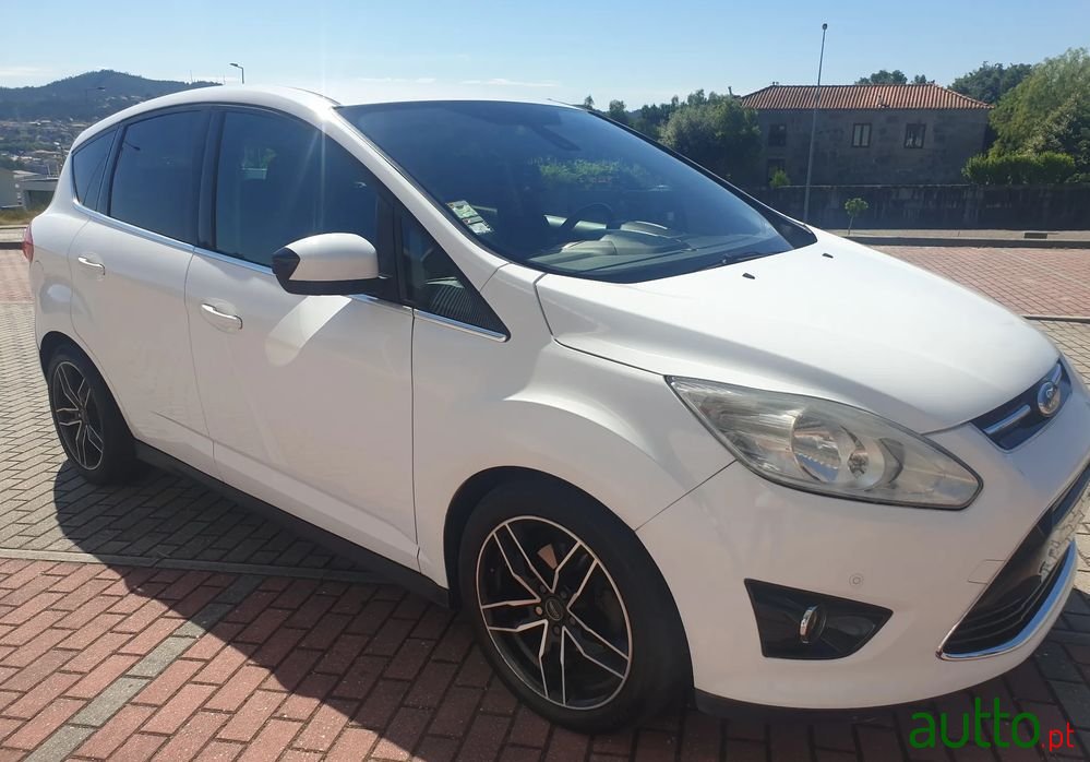 2012' Ford Focus C-MAX photo #1