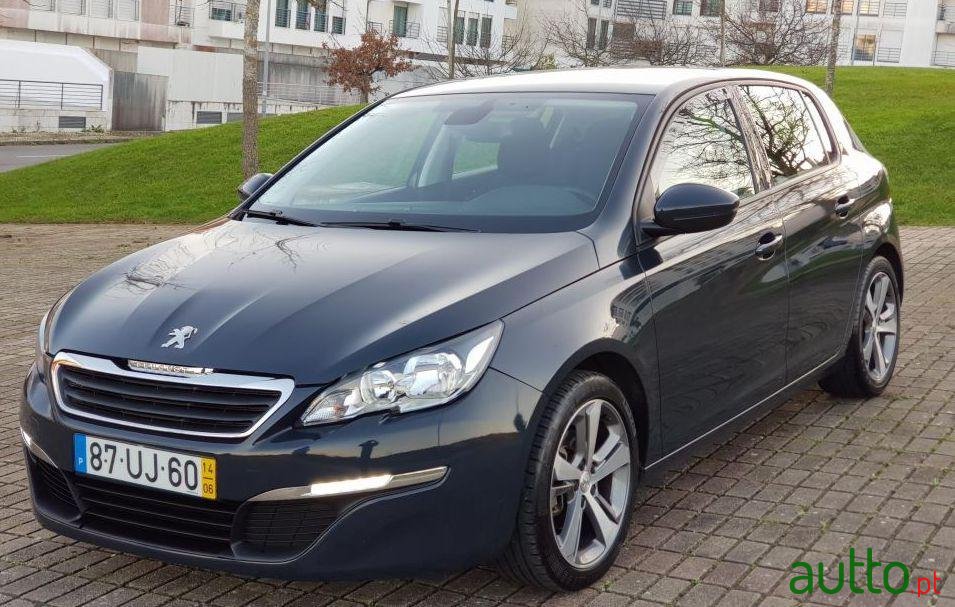 2014' Peugeot 308 photo #2