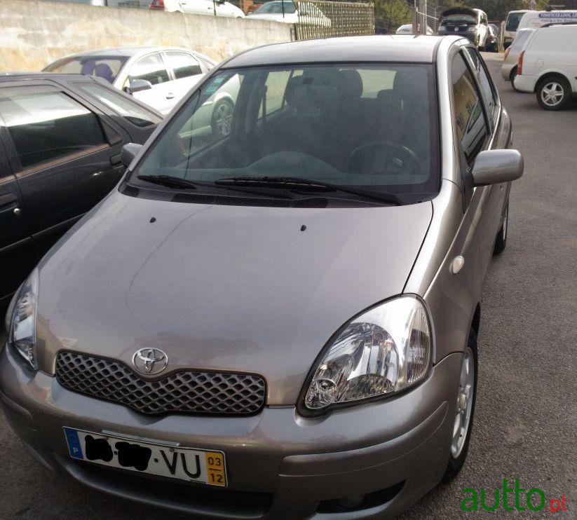 2003' Toyota Yaris 1.4 D-4D Sol Ta photo #1