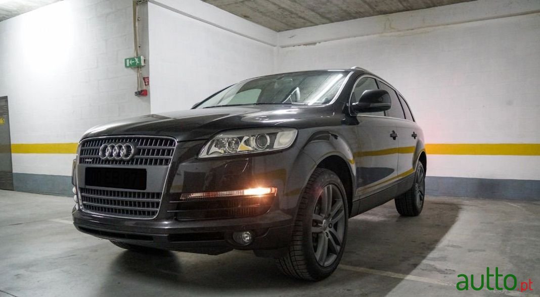 2007' Audi Q7 photo #2