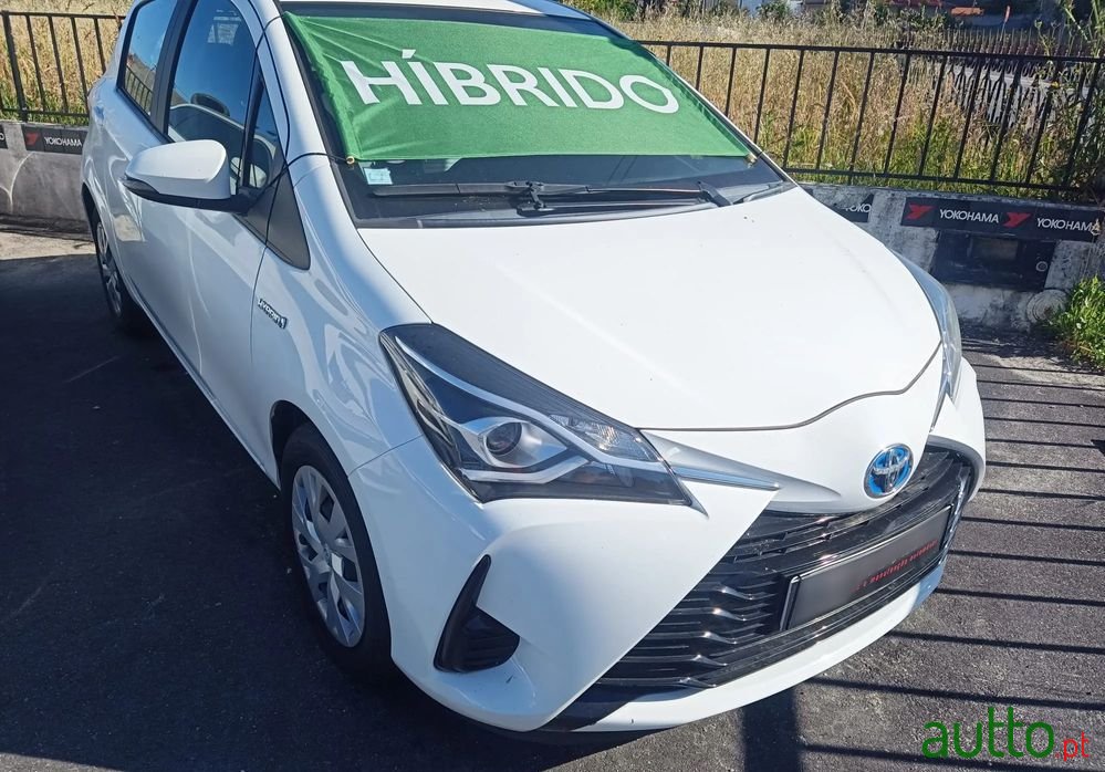 2019' Toyota Yaris photo #1