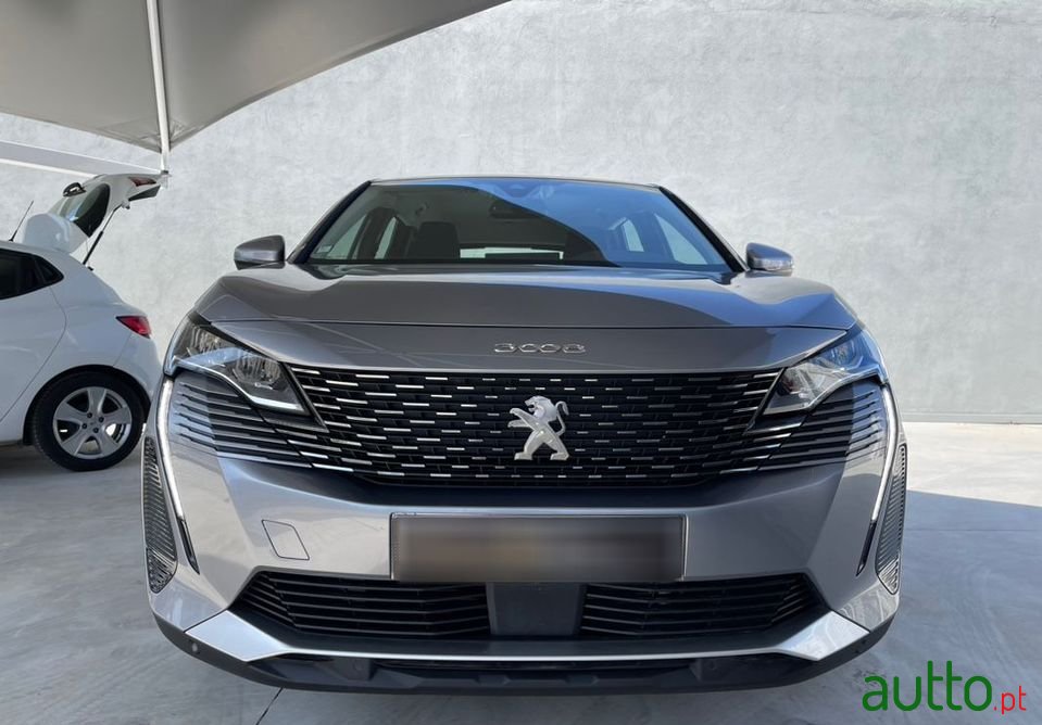 2021' Peugeot 3008 photo #2