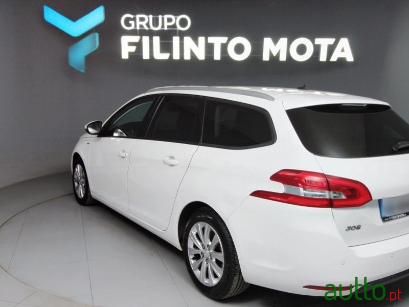 2020' Peugeot 308 Sw photo #4