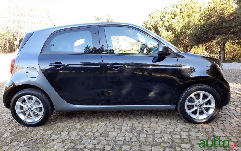 2016' Smart Forfour 1.0 Passion 71 photo #2