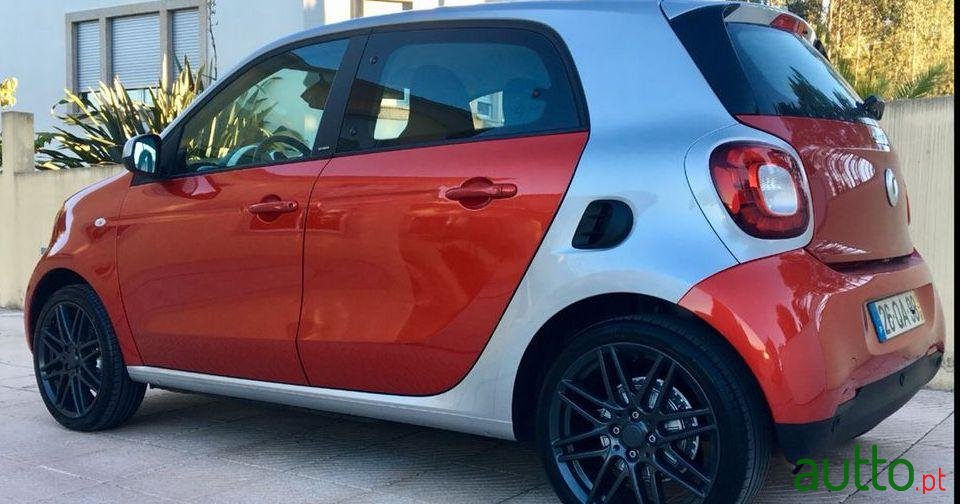 2015' Smart Forfour photo #2
