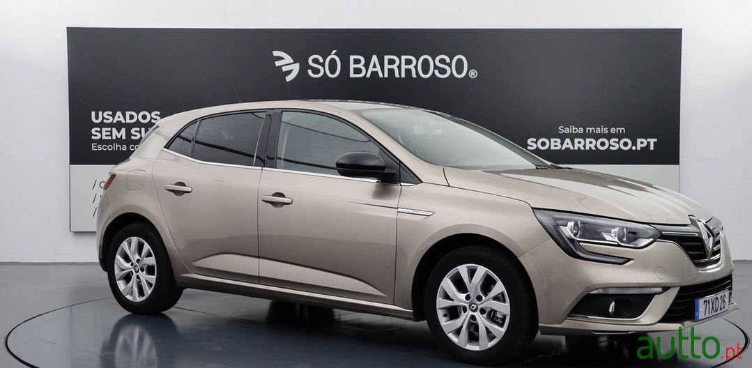 2019' Renault Megane photo #6