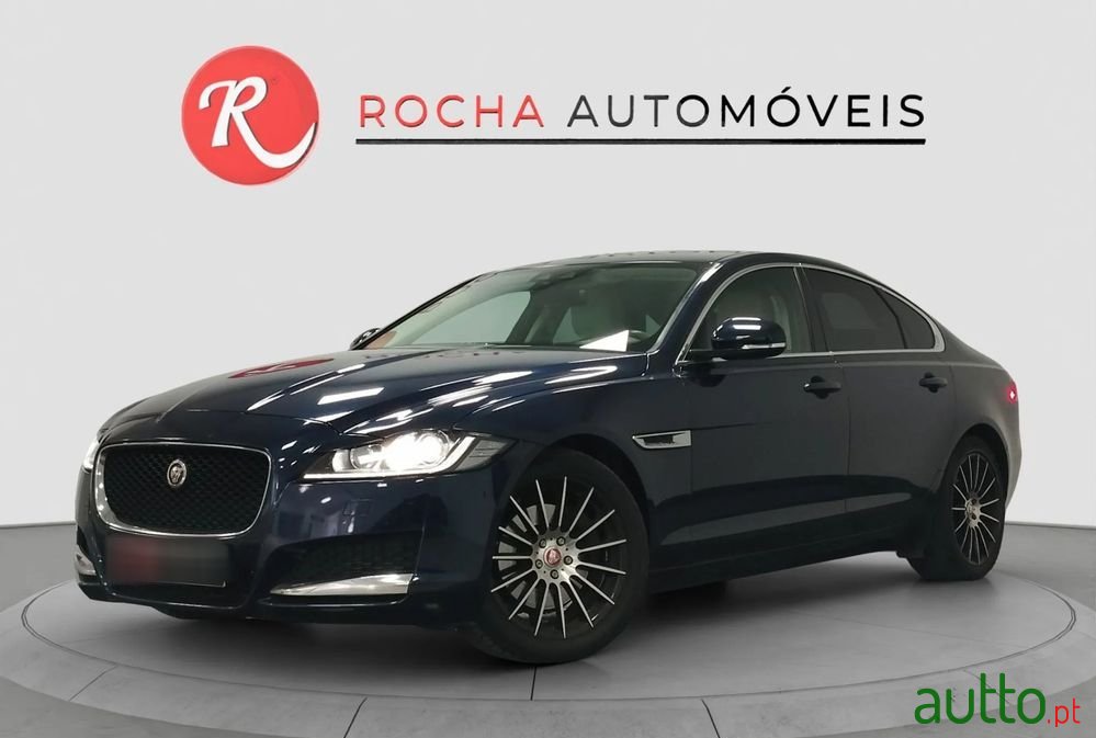 2016' Jaguar XF photo #1