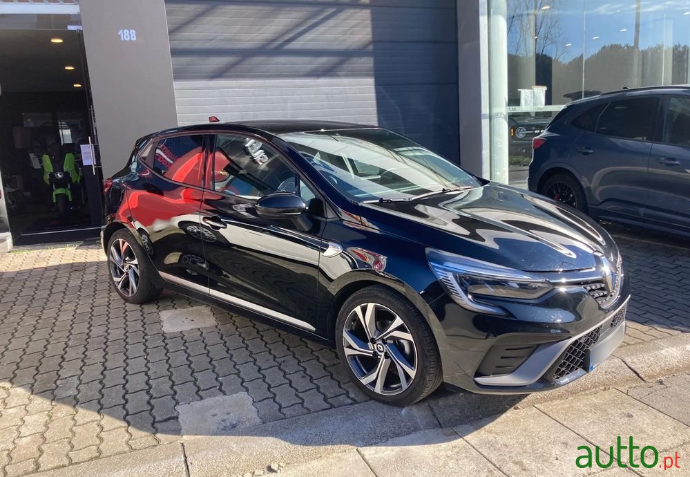 2022' Renault Clio 1.0 Tce Rs Line photo #2