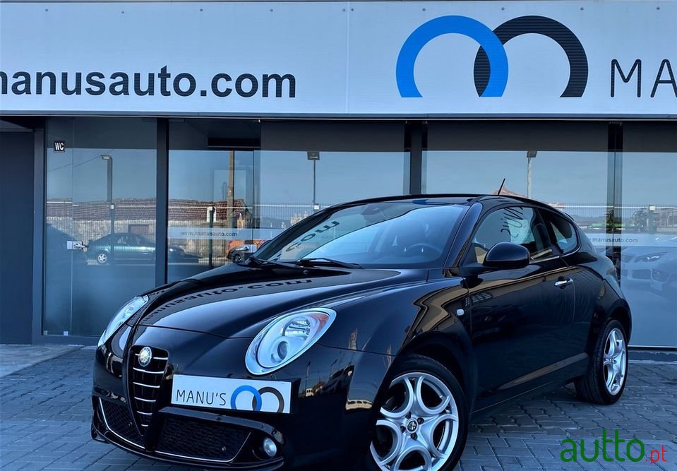 2011' Alfa Romeo MiTo photo #1