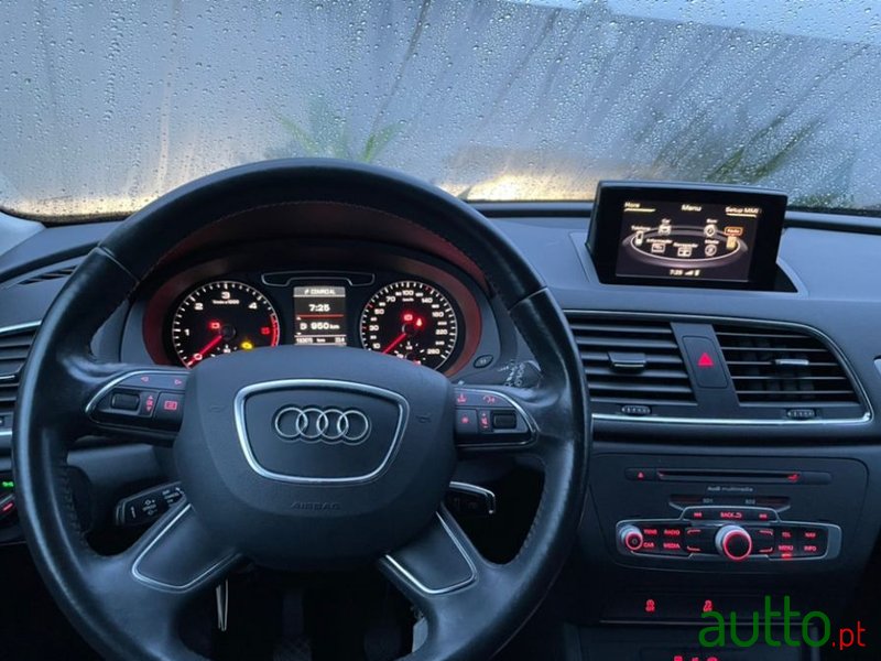 2012' Audi Q3 photo #6