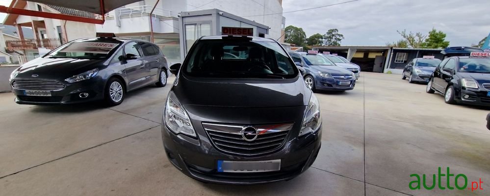 2011' Opel Meriva 1.3 Cdti Cosmo photo #2