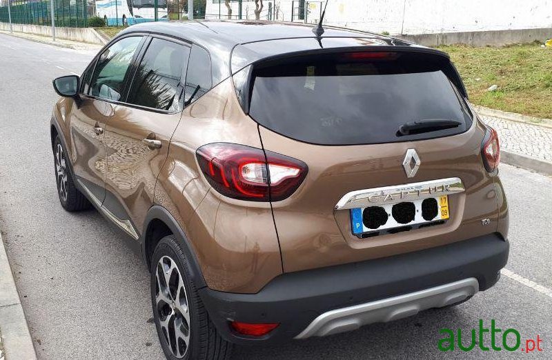 2017' Renault Captur 0.9 Tce Exclusive photo #3