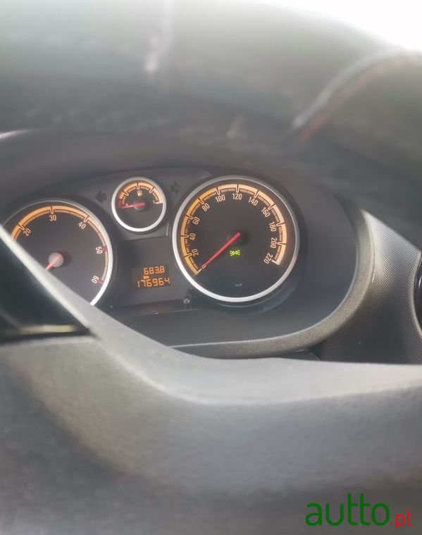 2010' Opel Corsa photo #4