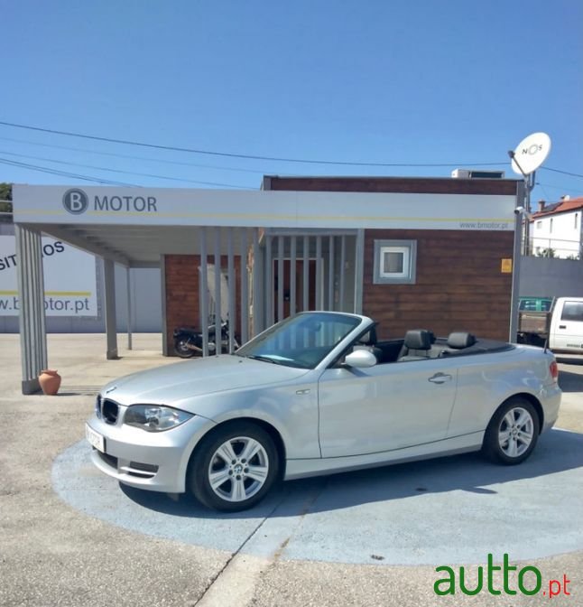 2008' BMW 120 photo #1